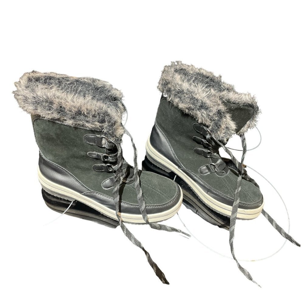 Universal Thread Black w/ White Rubber and Gray/Brown Fur Lace Up Boots Size 8
